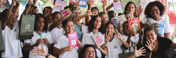 Governo da Bahia vai apoiar a publicação de mais de 100 livros de escritores baianos através da PNAB