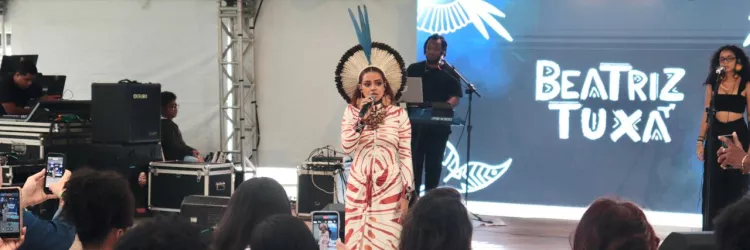Memória indígena é “arquivo vivo”, reflete Beatriz Tuxá em evento da Fundação Pedro Calmon
