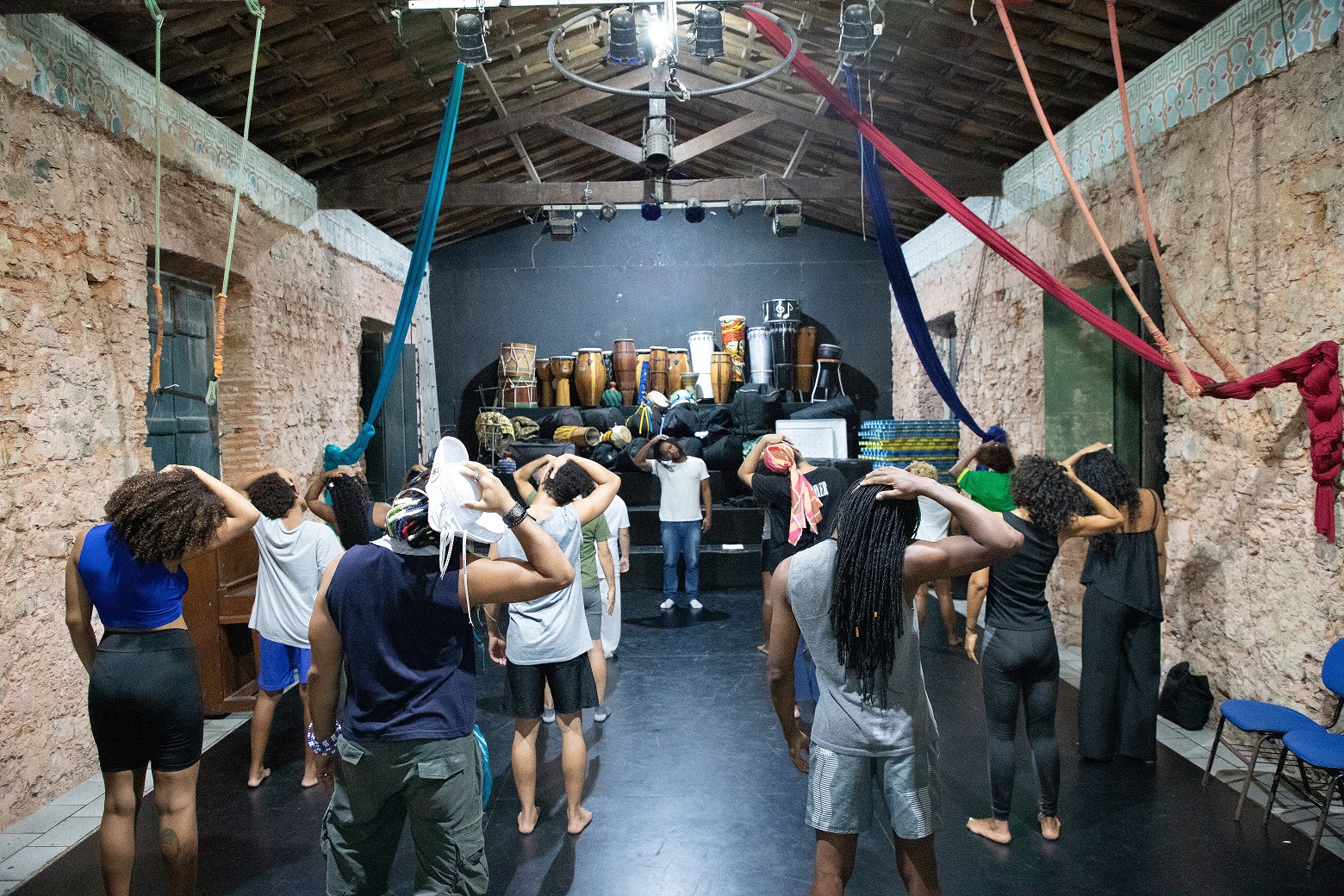 Escola Livre de Teatro abre inscrições para curso de formação e montagem cênica