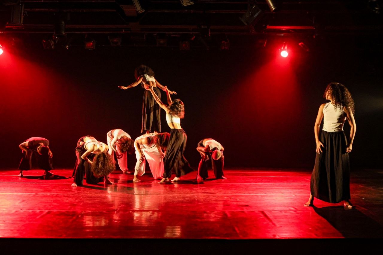 Projeto Quarta que Dança estreia com juventude e maturidade emocionando público de Salvador e Vitória da Conquista
