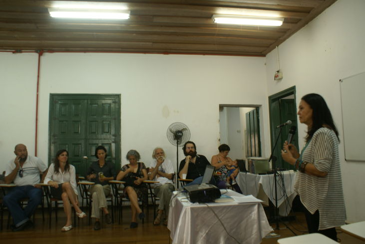 Programa gratuito começou na manhã desta terça, 22/10. Debates, palestras e workshops acontecem até o dia 24