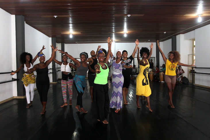 As candidatas a Deusa do Ébano passaram por aulas de movimento, equilíbrio e cultura (Foto: Camila Souza/GOVBA)