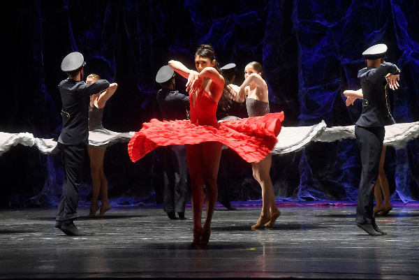 Carmen (Foto: Kraw Penas)