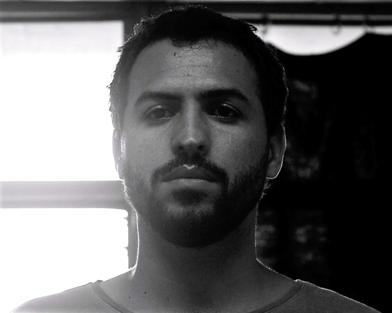 foto do rosto de Leandro