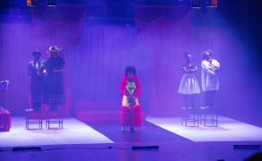 Programação que visa ampliar o acesso do público às artes cênicas segue até 30 de maio em seis cidades