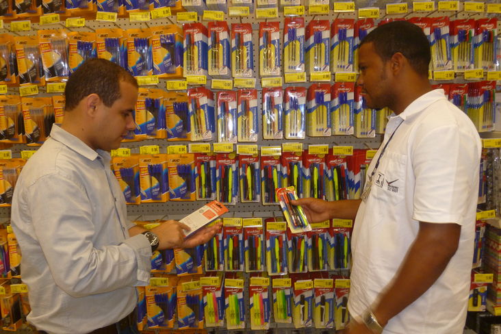 Ibametro fiscaliza material escolar