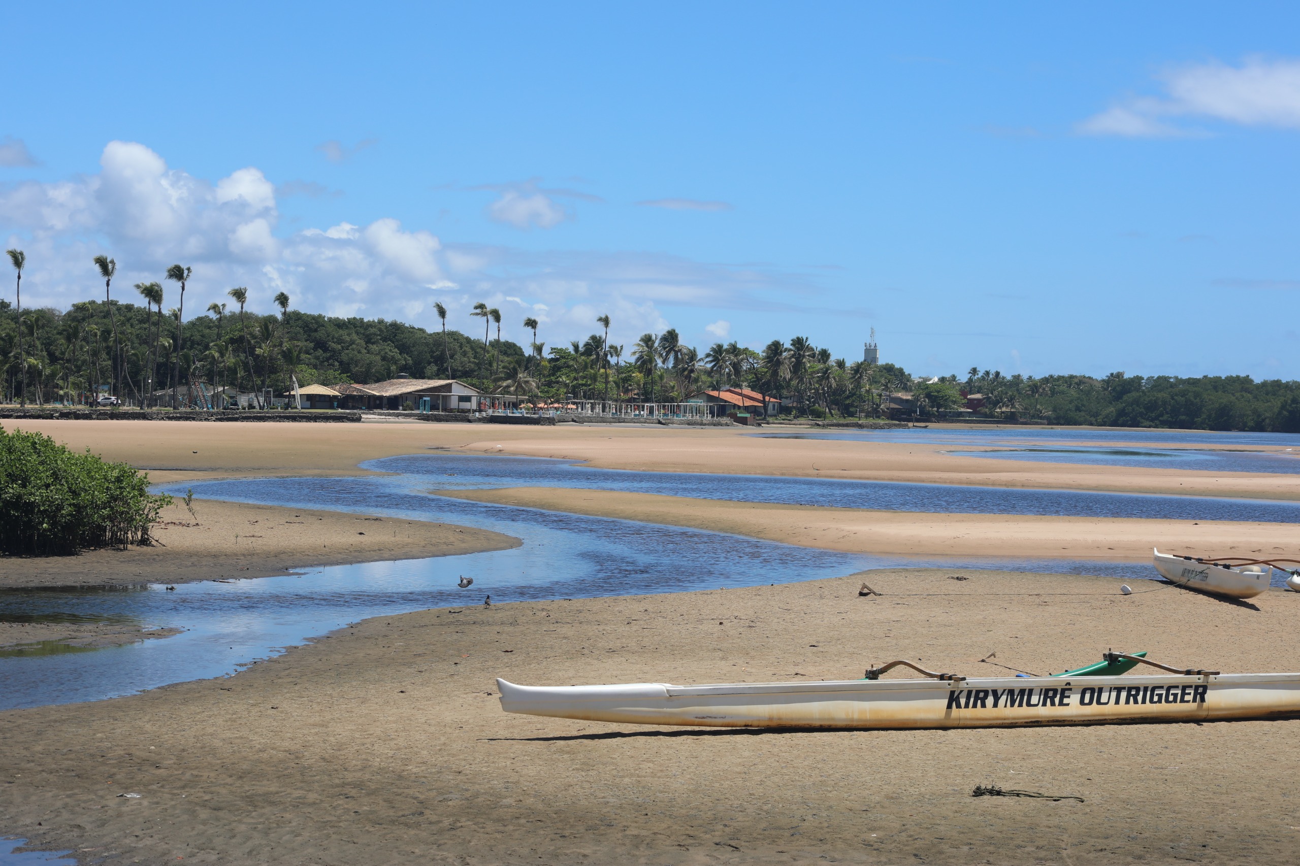Previsão do tempo: feriado de Tiradentes na Bahia terá calor persistente e retorno de chuvas no domingo (19)