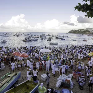 Previsão do Tempo: Chuvas isoladas no litoral marcam a Festa de Iemanjá e o final de semana