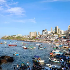 Sacolas ecológicas marcam ação ambiental nas celebrações de Yemanjá e reforçam combate ao lixo no mar