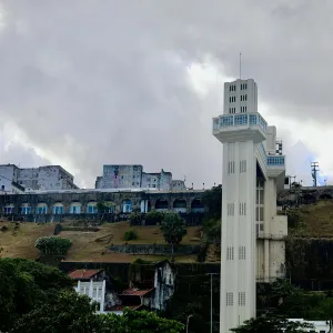 Inema alerta para possibilidade de chuvas expressivas entre Salvador e o Sul da Bahia