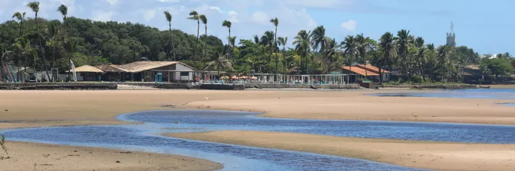 Previsão do Tempo: Vórtice ciclônico provoca calor e instabilidade no litoral baiano