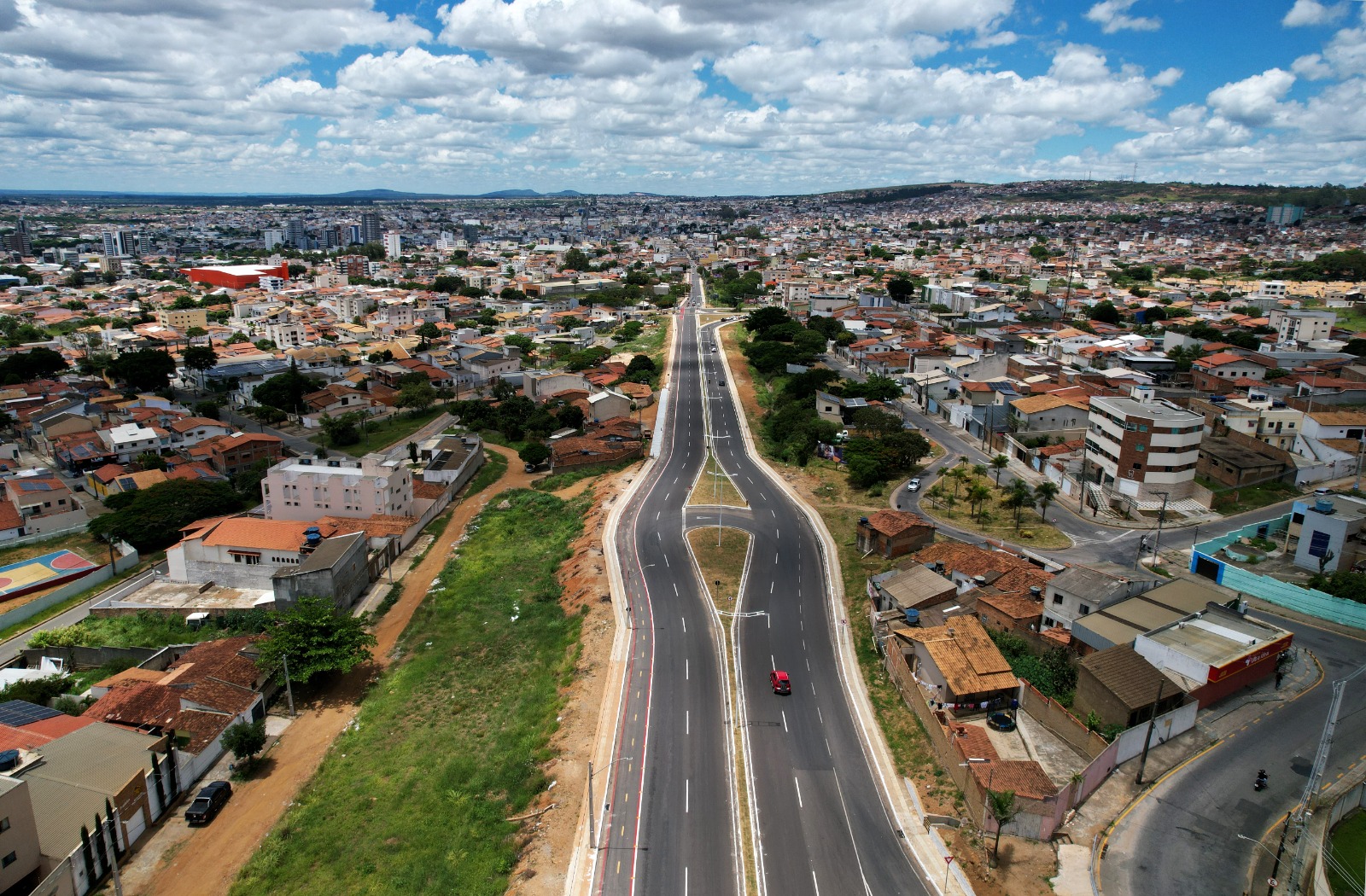 Obras de mobilidade entregues em Vitória da Conquista ampliam o desenvolvimento econômico e reduzem a distância entre distritos e povoados