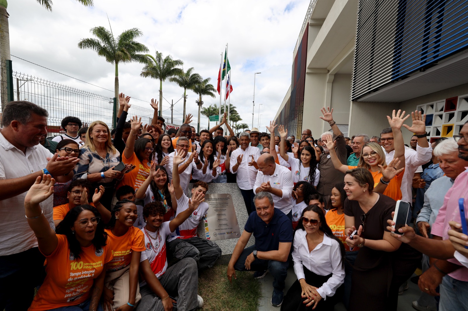 Em Maracás, governador anuncia construção de novo hospital estadual para fortalecer assistência no Sul do estado