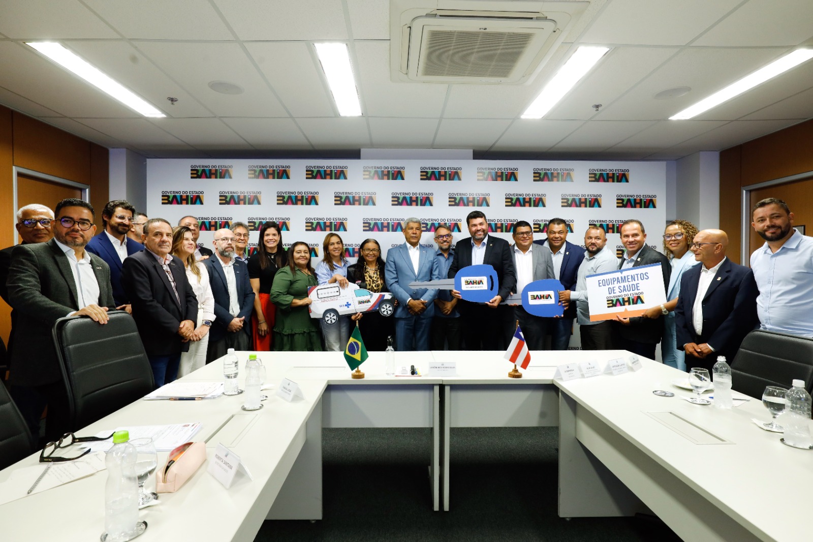 Governador se reúne com prefeito de Quijingue e reforça parceria com entregas e novos investimentos