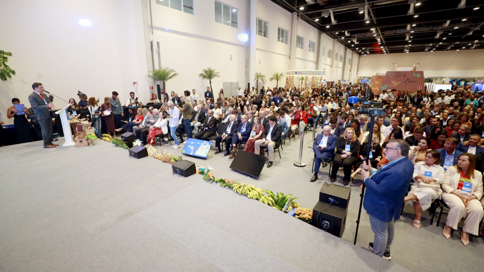 Estado apresenta ações para fortalecer municípios em evento do Sebrae