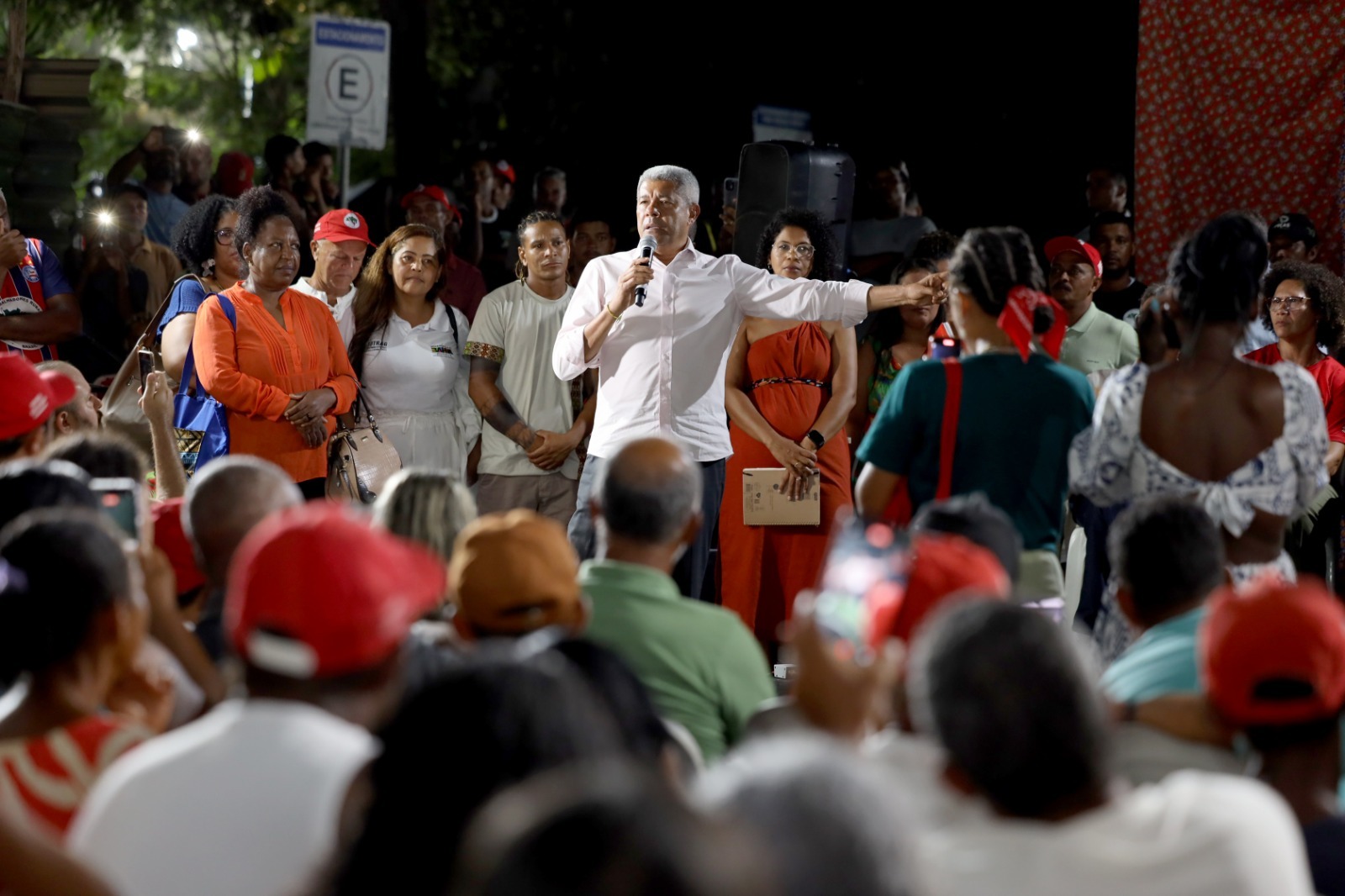Jerônimo dialoga com lideranças do MST e trata de demandas para fortalecer comunidades rurais