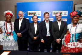 Col Imprensa Voo SSA Paris Joa Souza GOVBA 01.jpeg