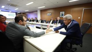 Reuniao Prefeitura de Iguai Feijao Almeida GOVBA 02.jpeg