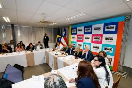 Reuniao do Governo da Bahia com secretários e parlamentares Amanda Ercilia GOVBA 02.jpg
