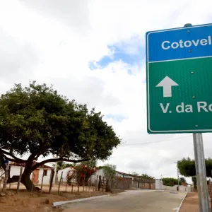 Entrega de pavimentações na sede e zona rural garante mais qualidade de vida para a população de Várzea do Poço