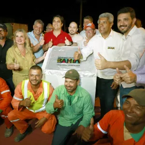 Governo do Estado entrega recuperação da BA-573.