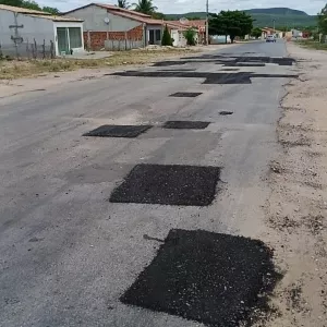 BA-210, que faz a ligação de Paulo Afonso com a divisa entre Bahia e Sergipe