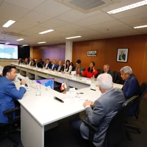 Governador se reúne com prefeito de Itarantim e destaca investimentos de R$ 36 milhões no município