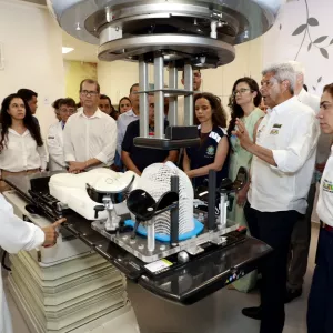 Governo da Bahia entrega serviço de radioterapia e consolida Hospital Estadual Costa das Baleias como referência oncológica no Extremo Sul