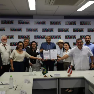 Governador autoriza obras e discute investimentos com prefeito de Santa Rita de Cássia