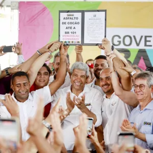 Governador autoriza obras de pavimentação asfáltica em Wenceslau Guimarães