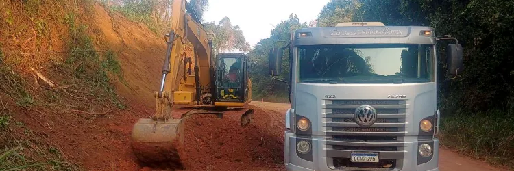 Obra de pavimentação entre Una e Colônia precisará de sistema Pare/Siga