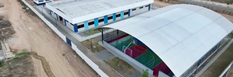 Investimento em educação é destaque durante entregas no município de Queimadas