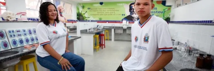 Governo do Estado entrega obras nas áreas de educação e segurança no município de Cafarnaum