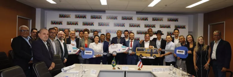 Durante reunião com prefeito, governador detalha ações e investimentos em Baianópolis