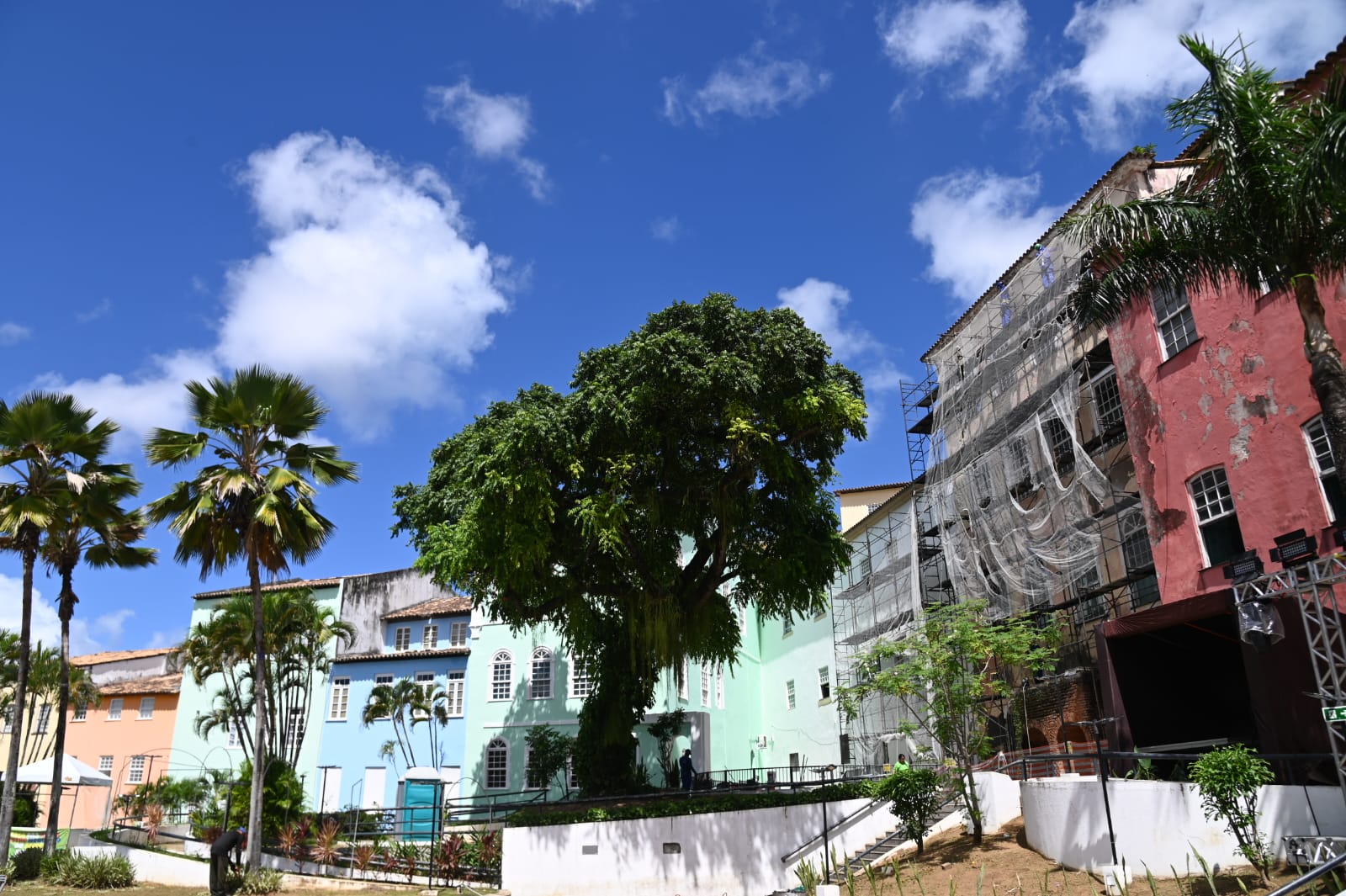 Praças das Artes passa por obras de requalificação
