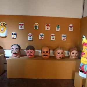 Exposição Máscaras na Flica 2025