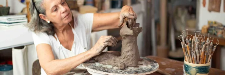 Hilda Salomão comemora 50 anos de trabalho com exposição no MAM