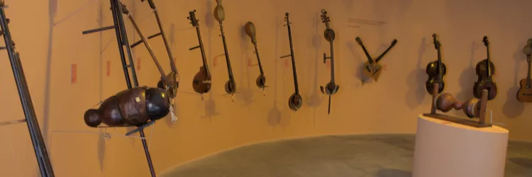 Exposição Smetak na abertura do Projeto Encontro de Mestres