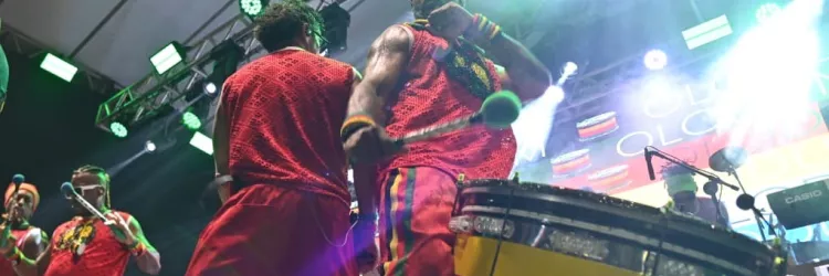 Ensaio do Olodum na Praça das Artes
