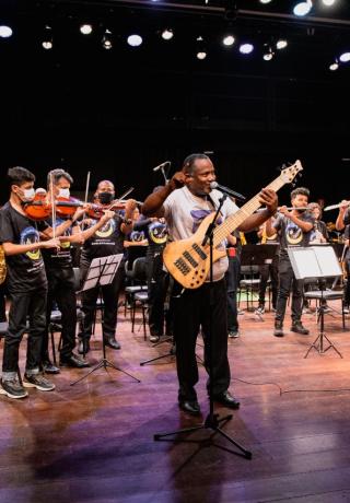 Orquestra Juvenil Itinerante da EMUC - “Concerto Afro Brasileirando”