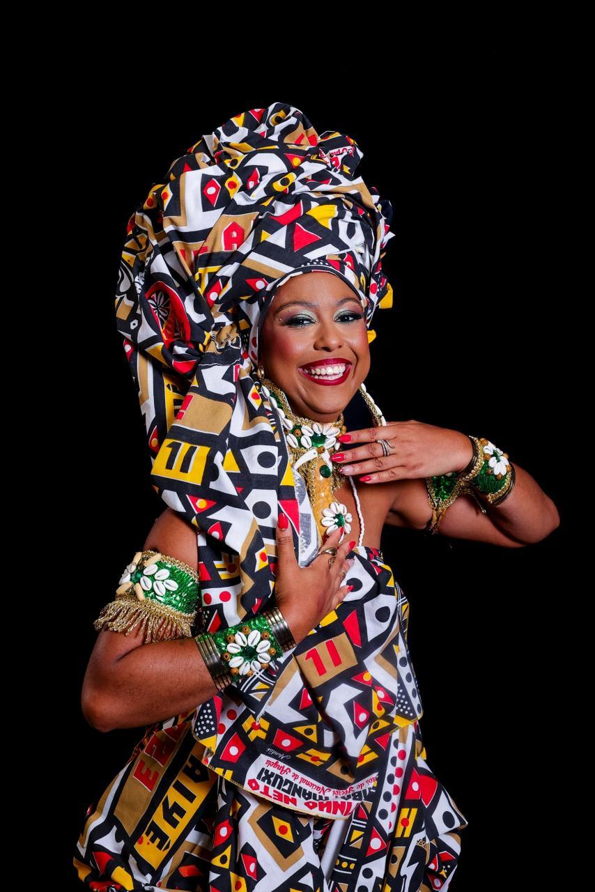  Bate-papo - Entre o canto e a dança: mulheres negras em movimento