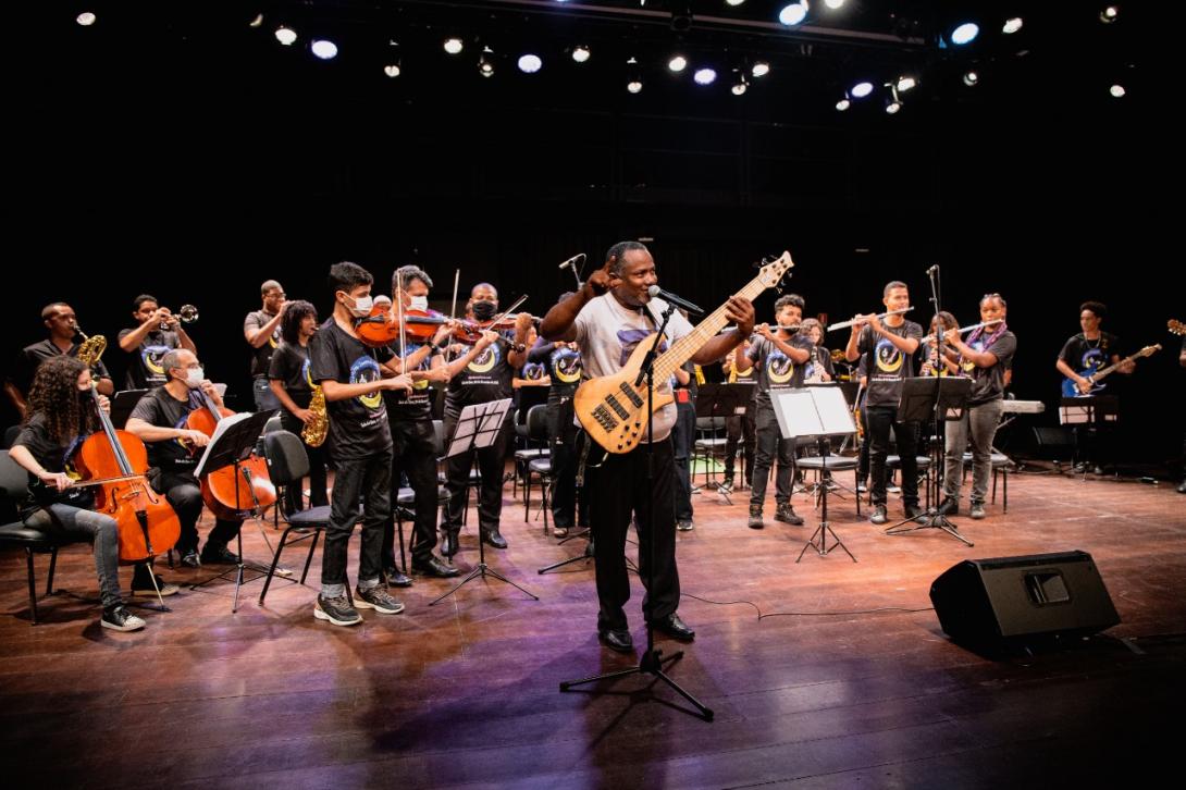 Orquestra Juvenil Itinerante da EMUC - “Concerto Afro Brasileirando”
