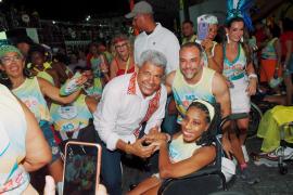 Bloco Me Deixe à Vontade Foto Tom RodriguesGOVBA (2).png