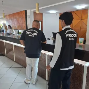 Operação Carnaval 2025: Procon-Ba autua sete hotéis em Salvador