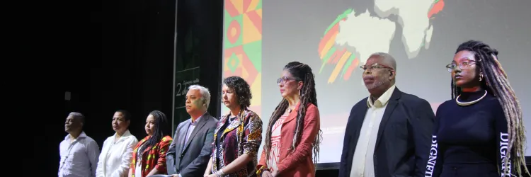 Secretário Raimundo Nascimento compõe a mesa do Seminário da Diáspora Africana nas Américas
