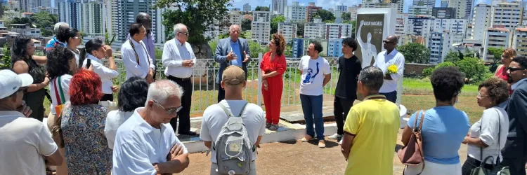 marighella homenagem