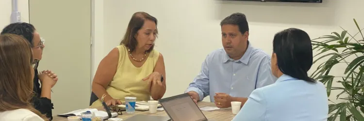 Serviço de energia elétrica é pauta de reunião entre Procon-Ba e Coelba