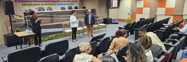 Simposio Programa de proteção