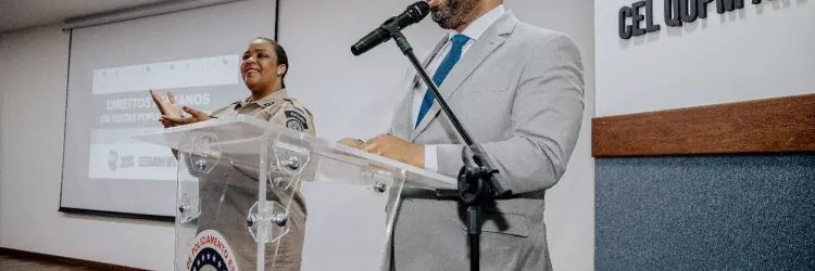 Felipe Freitas na capão tem da PM