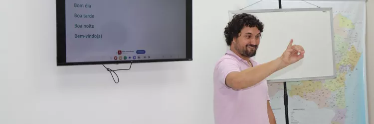 pessoa surda